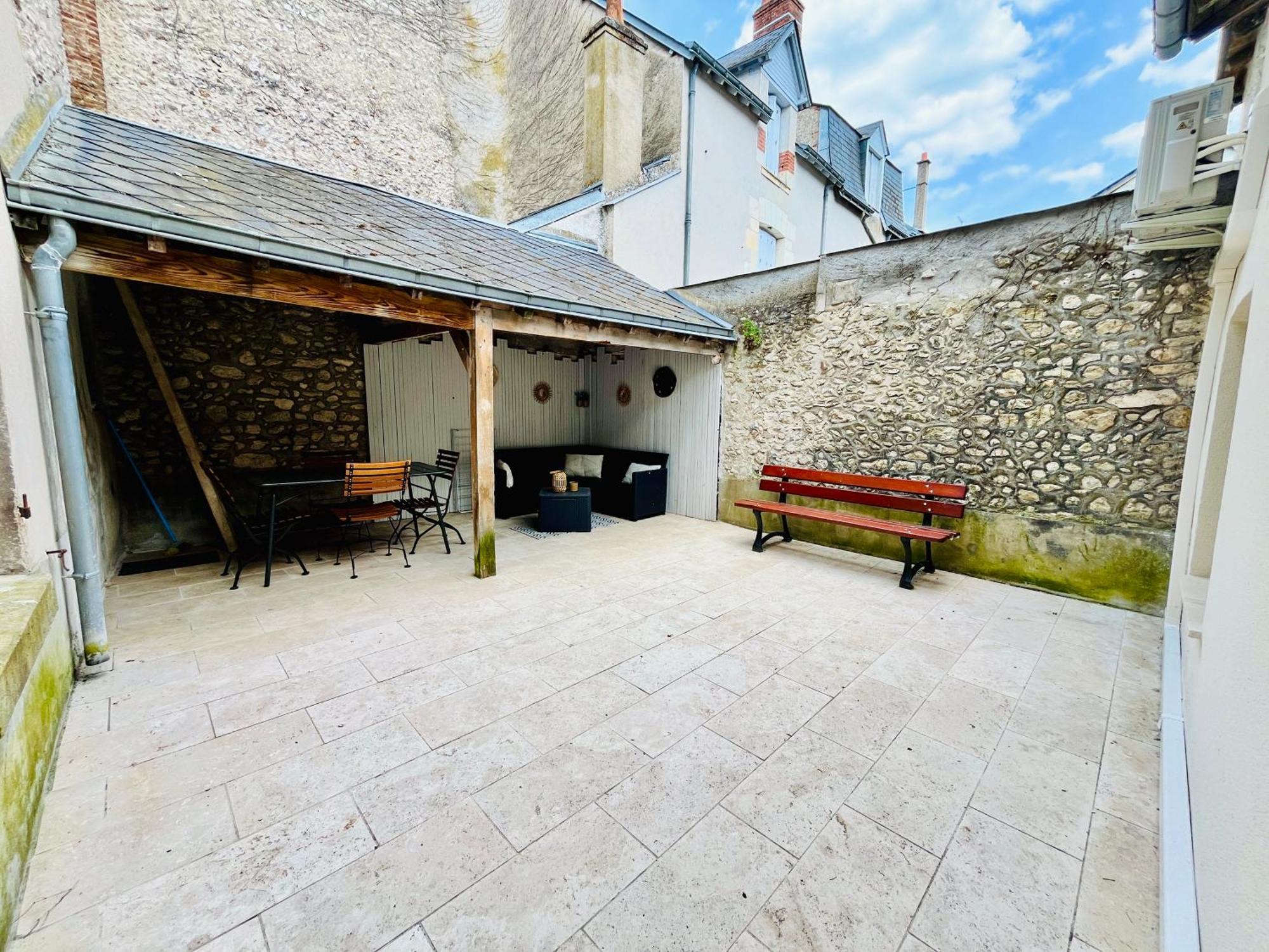 2 Suites, Cour Privee, Climatisation, Le Nid De Blois Vienne Екстер'єр фото
